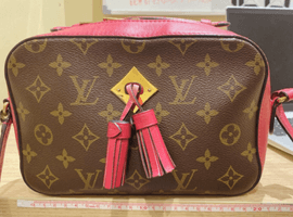 ショルダーバッグ:LOUIS VUITTON/サントンジュなど5点
