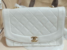 CHANEL:ダイアナ フラップバッグなど7点