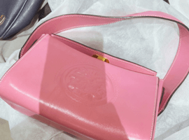 ハンドバッグ:FENDI/FFモチーフ エンボス バゲットなど3点