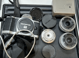 Olympus:OM-D E-M10 ボディ シルバーなど11点