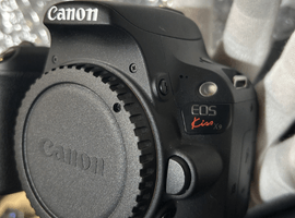 コンパクトデジタルカメラ/Canon:EOS Kiss X9 ボディ ブラックなど4点