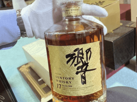 ウイスキー:Suntory(響 17年 両面 ゴールドラベル)/ウイスキー:Suntory(響 ノンエイジ 裏ゴールドラベル)など6点