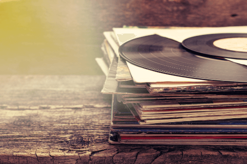 古いレコードの処分方法とは？売却方法や買取需要に期待できるレコードを紹介！